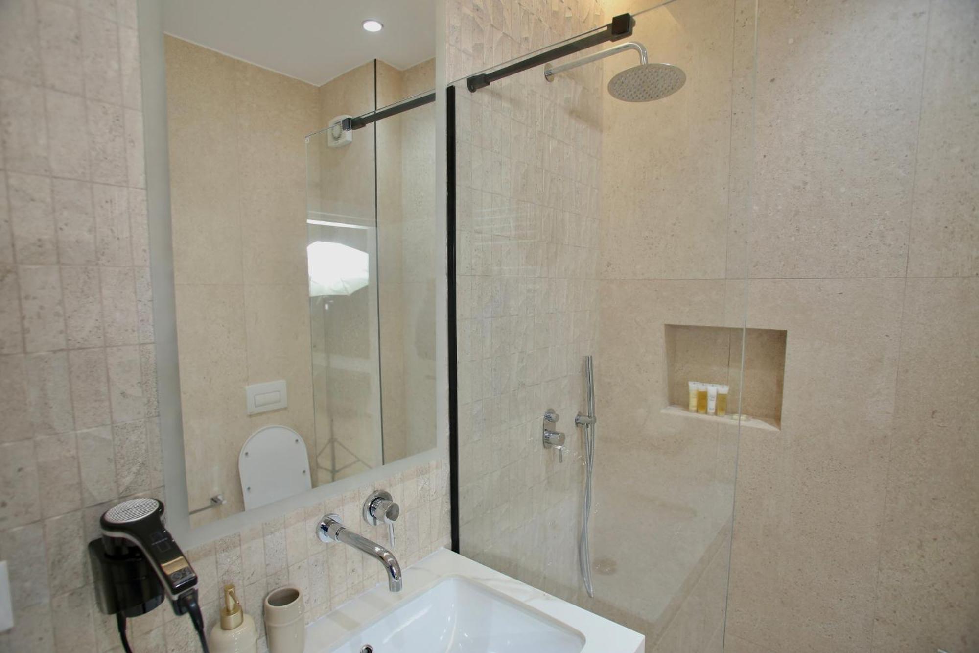 Luxurious Dreamy Seaview Apartment Durrës Exteriör bild